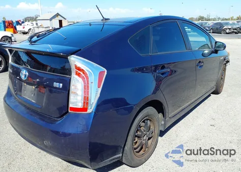 2014 Toyota Prius Three из США, поврежденный, VIN JTDKN3DU3E0382895